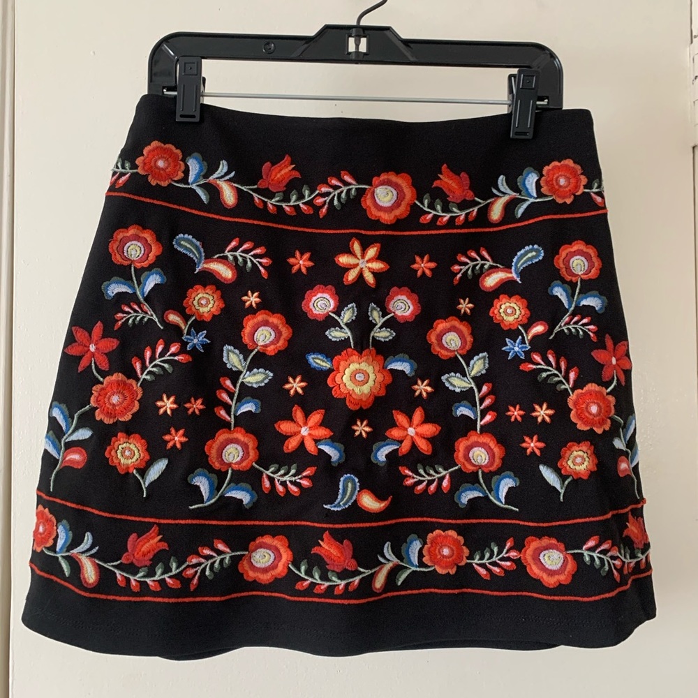 Black floral embroidered skirt